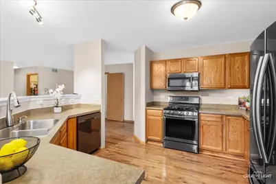 2772 Cranston Circle, Yorkville, IL 60560 - Photo 5