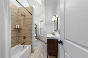 1819 N Whipple St, Chicago, IL 60647 - Photo 49
