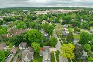 220 N 5th St, West Dundee, IL 60118 - Photo 27