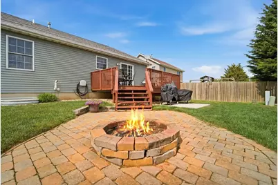 2706 Stratmoor Drive, Bloomington, IL 61705 - Photo 41