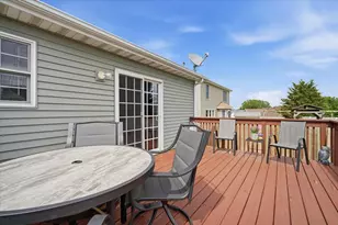 2706 Stratmoor Dr, Bloomington, IL 61705 - Photo 35