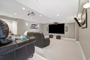 2706 Stratmoor Dr, Bloomington, IL 61705 - Photo 27
