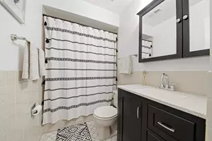 6451 N Northwest Hwy, Chicago, IL 60631 - Photo 13
