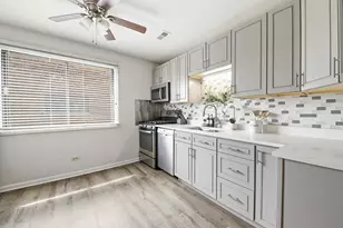 6451 N Northwest Hwy, Chicago, IL 60631 - Photo 7