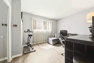6451 N Northwest Hwy, Chicago, IL 60631 - Photo 11