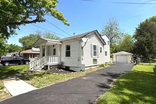 518 N Hugh St, Plano, IL 60545 - Photo 1