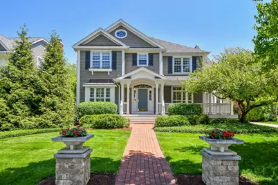 605 Euclid Avenue, Glen Ellyn, IL 60137 - Photo 1