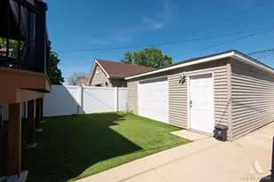 11241 S Central Park Ave, Chicago, IL 60655 - Photo 41