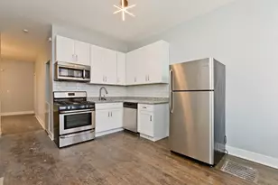 1922 N Wilmot Ave, Chicago, IL 60647 - Photo 5