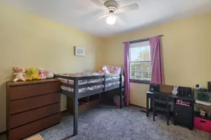 1069 Waterford Rd, Bartlett, IL 60103 - Photo 13