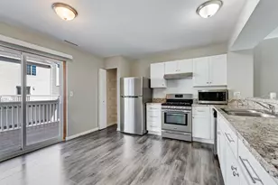 1627 Liberty St, Hanover Park, IL 60133 - Photo 7