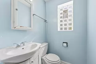 7843 S Yates Blvd, Chicago, IL 60649 - Photo 11