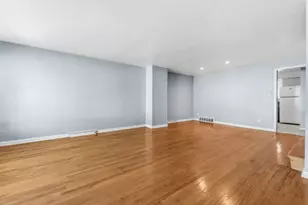 7843 S Yates Blvd, Chicago, IL 60649 - Photo 5