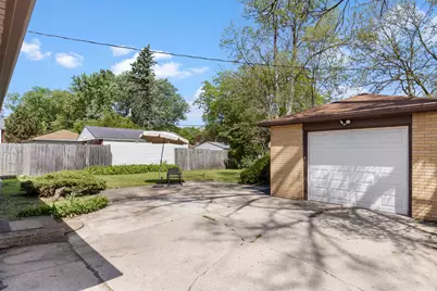 2119 Midway Drive, Rockford, IL 61103 - Photo 17