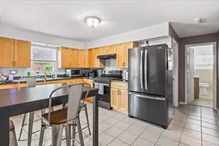 216 Leonard St, Chicago Heights, IL 60411 - Photo 9