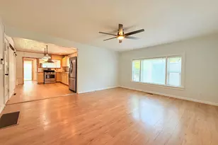 90 Pickering Rd, Harrisburg, IL 62946 - Photo 5