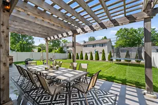986 E Red Oak St, Addison, IL 60101 - Photo 3