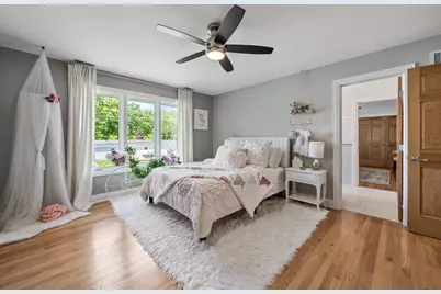 986 E Red Oak Street, Addison, IL 60101 - Photo 13