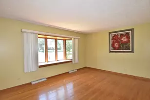 21W620 Park Ave, Lombard, IL 60148 - Photo 3