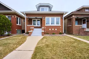 1445 East Ave, Berwyn, IL 60402 - Photo 1