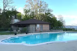 27 Mineola Rd, Fox Lake, IL 60020 - Photo 21