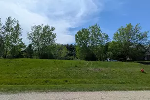 8770 Belfield Dr, Lakewood, IL 60014 - Photo 1