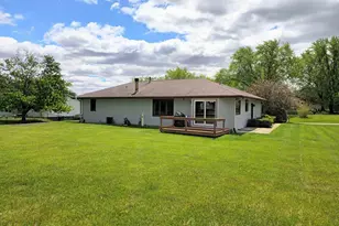 6090 Chatsworth Dr, Rockford, IL 61109 - Photo 31