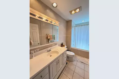 939 Wayne Avenue, Deerfield, IL 60015 - Photo 17