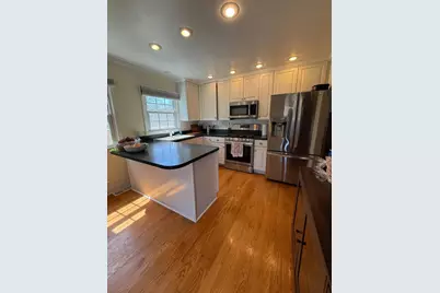 939 Wayne Avenue, Deerfield, IL 60015 - Photo 3