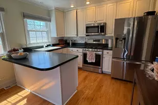 939 Wayne Ave, Deerfield, IL 60015 - Photo 3
