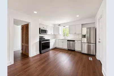 254 Thornhurst Road, Bolingbrook, IL 60440 - Photo 3