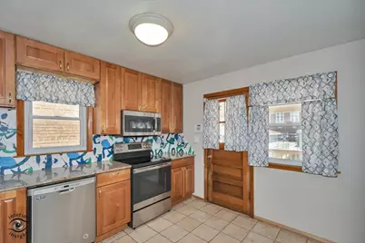 6219 W Montrose Avenue, Chicago, IL 60634 - Photo 7
