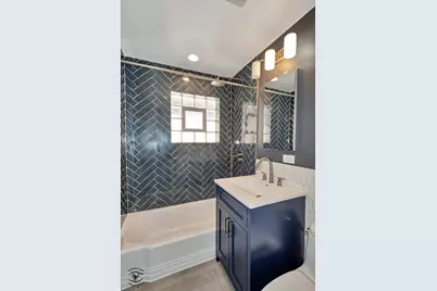 6219 W Montrose Avenue, Chicago, IL 60634 - Photo 11