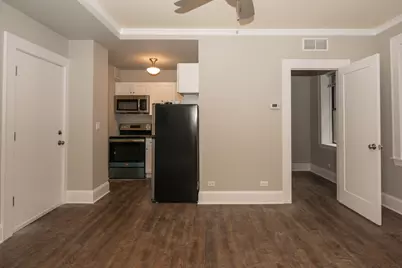 817 W Lakeside Place #208, Chicago, IL 60640 - Photo 11