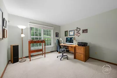 202 Windsor Circle, Saint Charles, IL 60175 - Photo 13