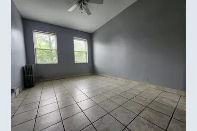 4764 N Virginia Avenue #105, Chicago, IL 60625 - Photo 7
