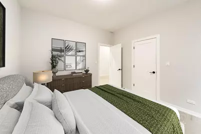 552 E 46th Place #2, Chicago, IL 60653 - Photo 5
