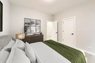 552 E 46th Pl, Chicago, IL 60653 - Photo 5