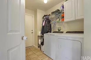 2050 Colchester Ave, Hoffman Estates, IL 60192 - Photo 13