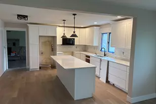 305 N 2nd St, Saint John, IL 61873 - Photo 5