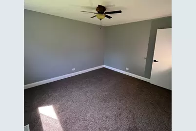 3915 Greenbay Drive, Hanover Park, IL 60133 - Photo 17