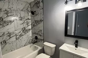 3915 Greenbay Dr, Hanover Park, IL 60133 - Photo 13