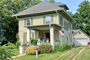 188 Peru St, Paw Paw, IL 61353 - Photo 1
