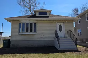 900 Cochrane Ave, Joliet, IL 60436 - Photo 1