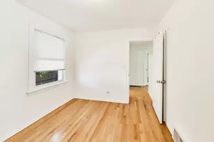 5100 N Mobile Ave, Chicago, IL 60630 - Photo 9