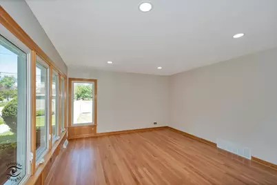 1005 E Park Street, Arlington Heights, IL 60005 - Photo 7