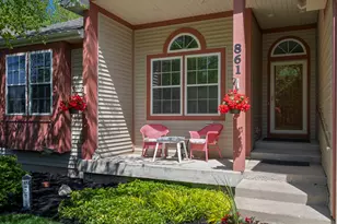 861 Prairie Ridge Dr, Woodstock, IL 60098 - Photo 5