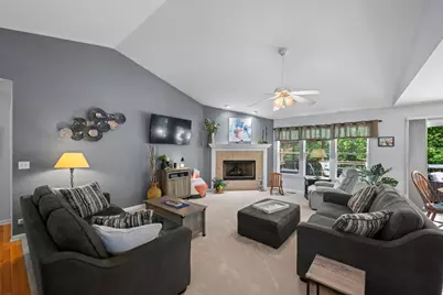 861 Prairie Ridge Drive, Woodstock, IL 60098 - Photo 15