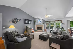 861 Prairie Ridge Dr, Woodstock, IL 60098 - Photo 15