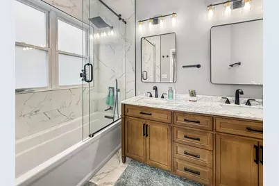 1726 W Diversey Parkway #2E, Chicago, IL 60614 - Photo 13